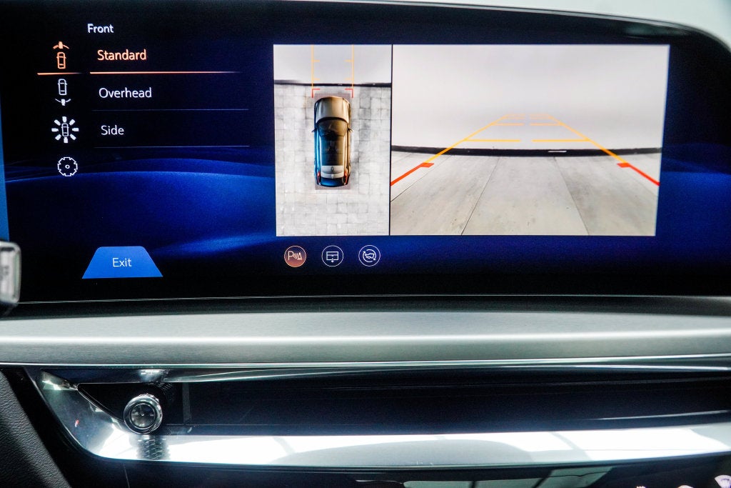 2024 Cadillac LYRIQ Sport