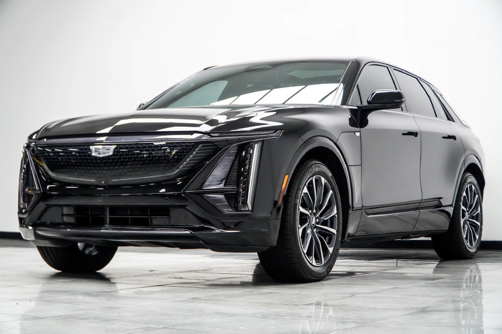 2025 Cadillac LYRIQ Sport
