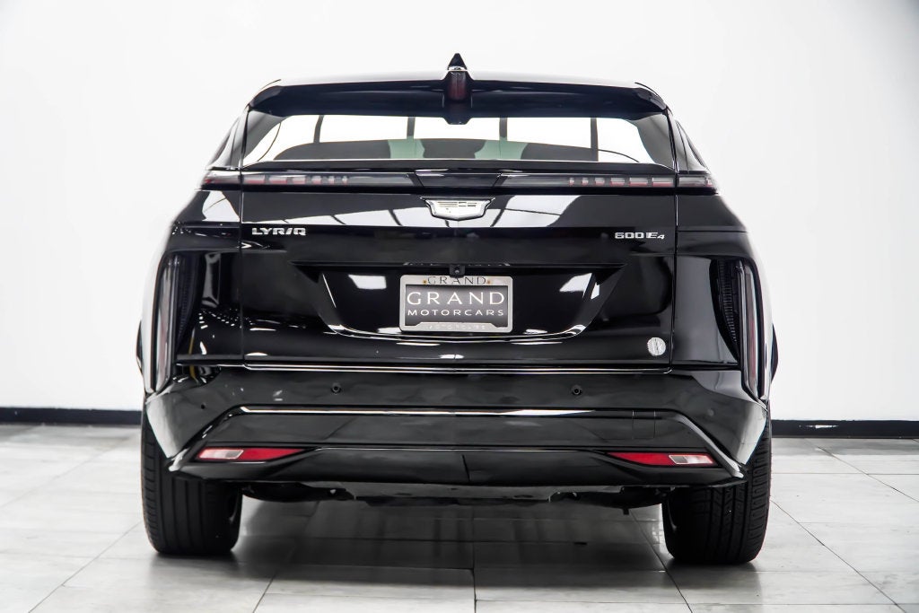 2025 Cadillac LYRIQ Sport