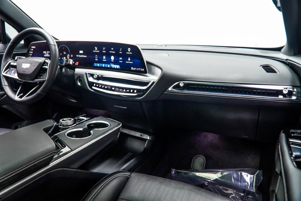 2025 Cadillac LYRIQ Sport