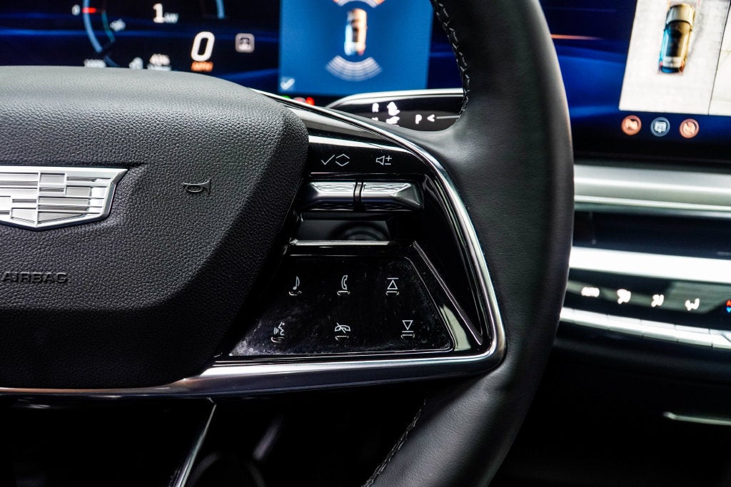 2025 Cadillac LYRIQ Sport