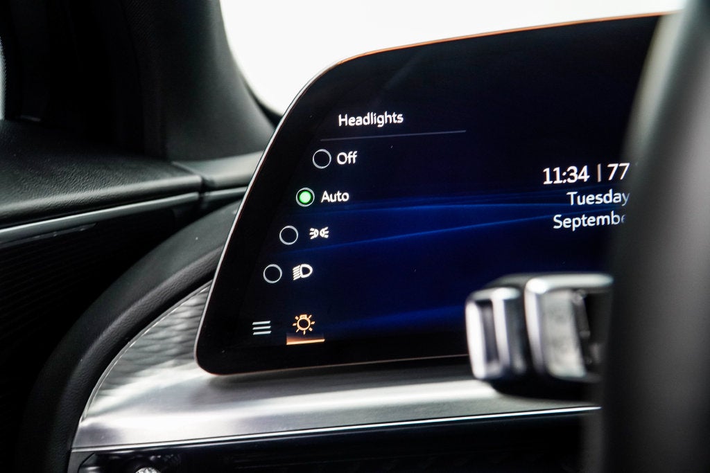 2025 Cadillac LYRIQ Sport