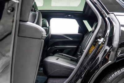 2025 Cadillac LYRIQ Sport