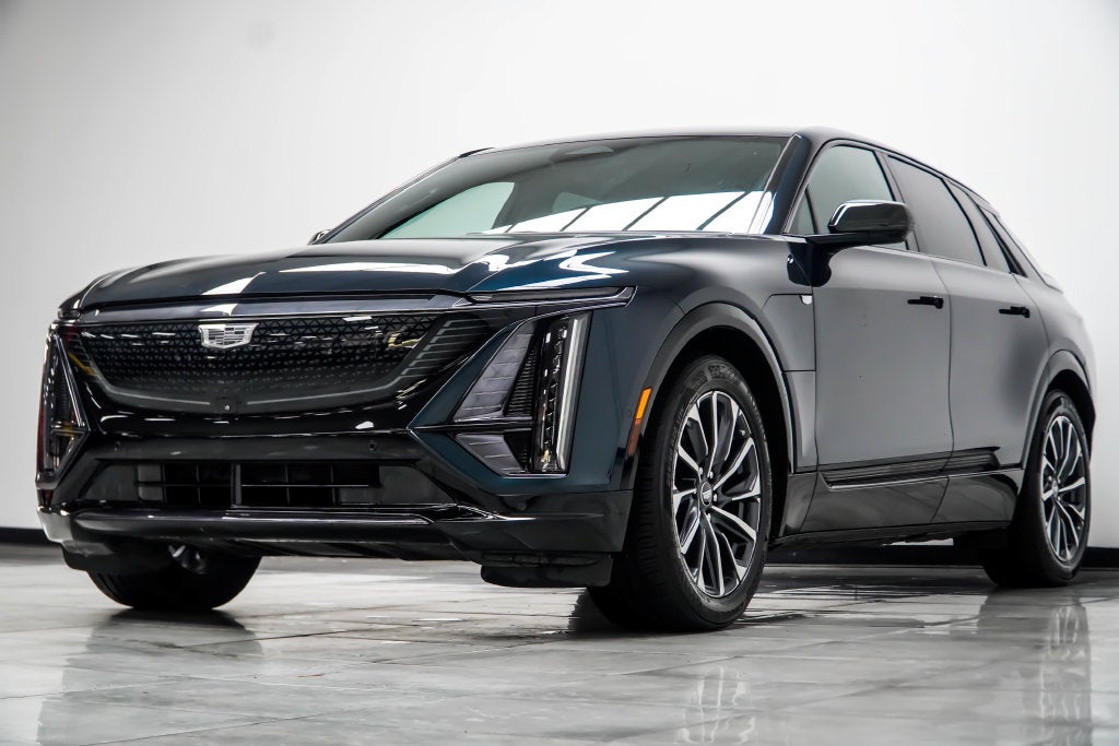 2024 Cadillac LYRIQ Sport