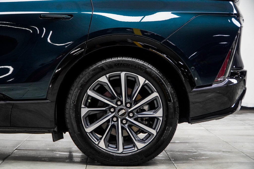 2024 Cadillac LYRIQ Sport