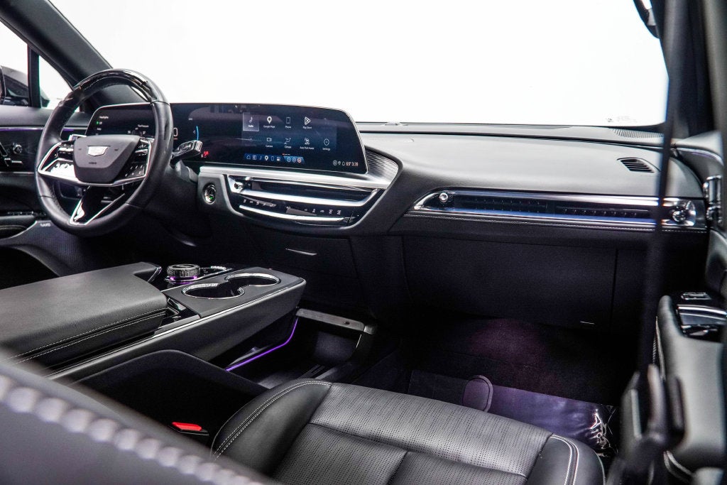 2024 Cadillac LYRIQ Sport