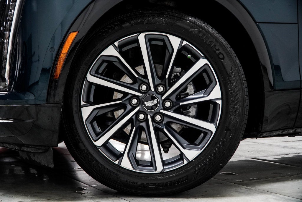 2024 Cadillac LYRIQ Sport
