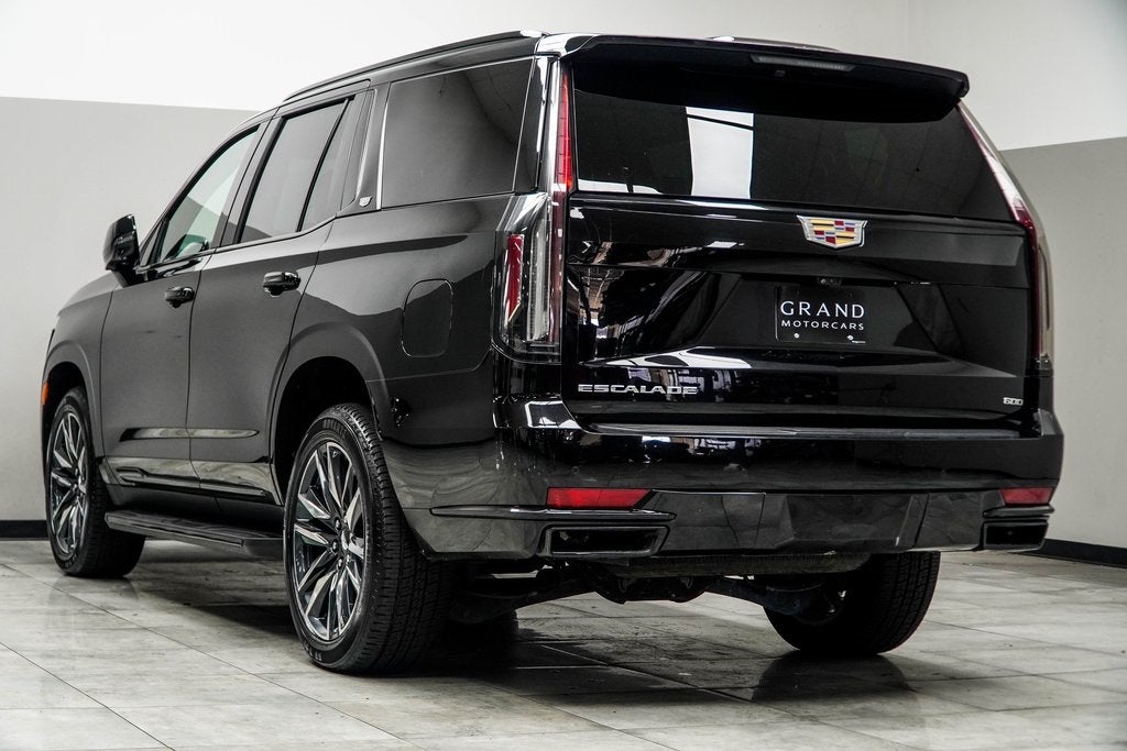 2023 Cadillac Escalade Sport
