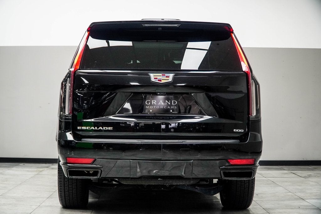 2023 Cadillac Escalade Sport