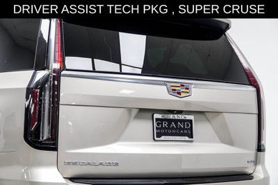 2023 Cadillac Escalade ESV Premium