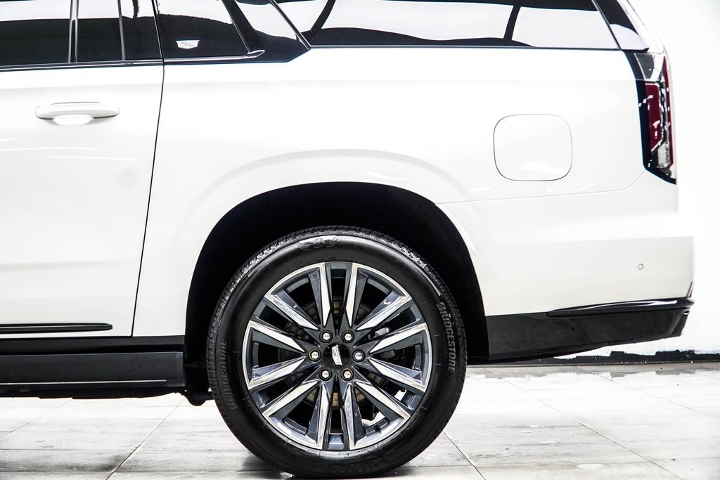 2024 Cadillac Escalade ESV Sport
