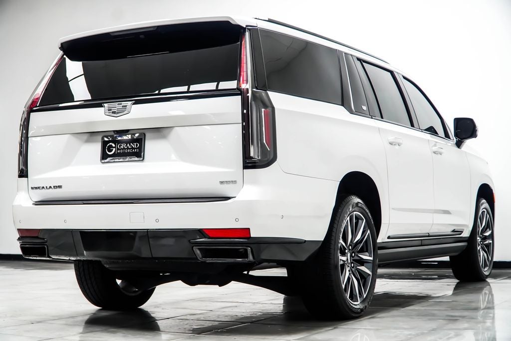 2024 Cadillac Escalade ESV Sport