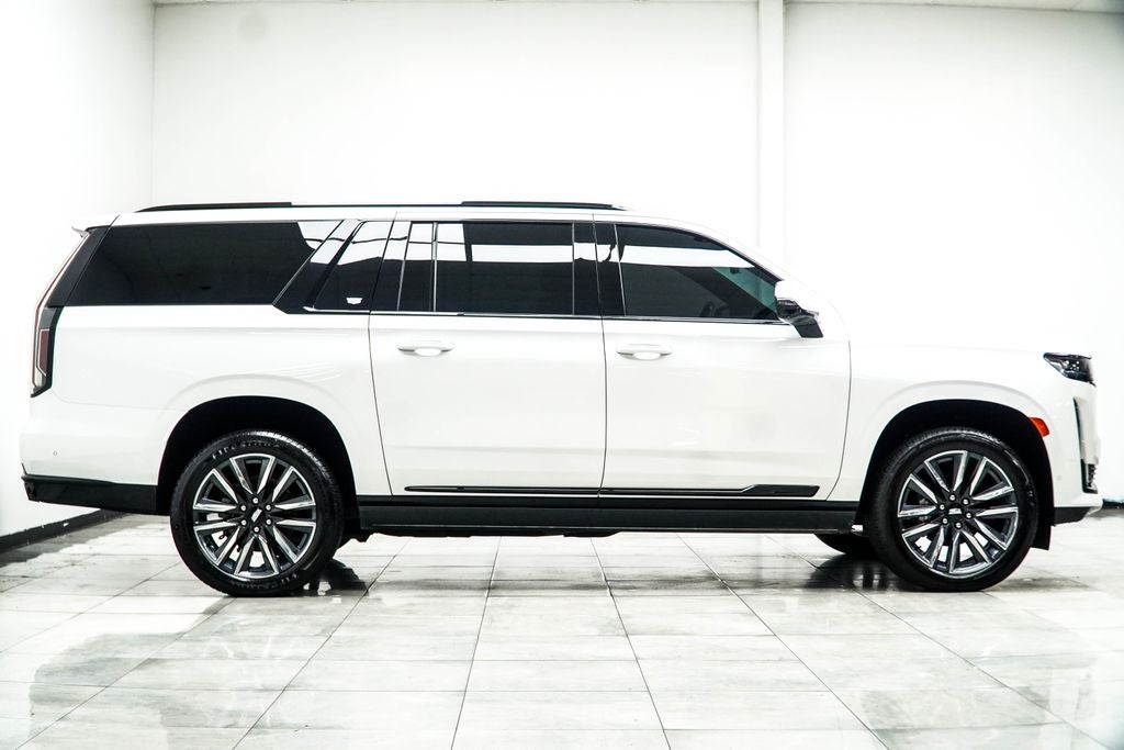 2024 Cadillac Escalade ESV Sport