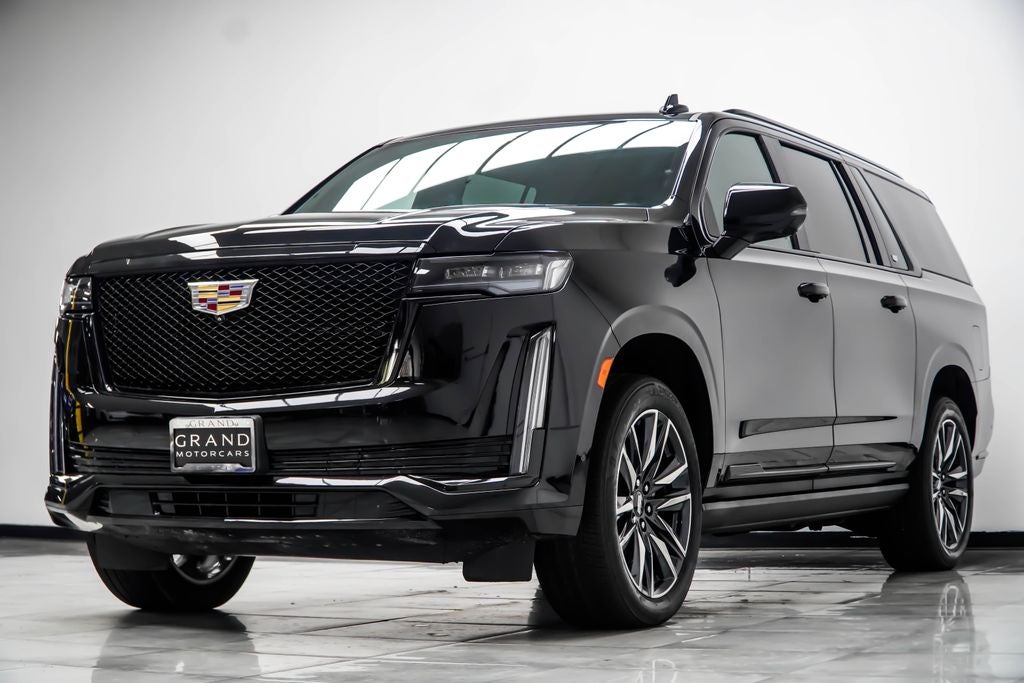 2023 Cadillac Escalade ESV Sport