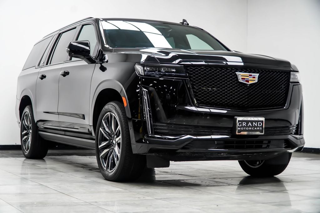 2023 Cadillac Escalade ESV Sport