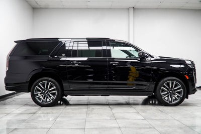2023 Cadillac Escalade ESV Sport