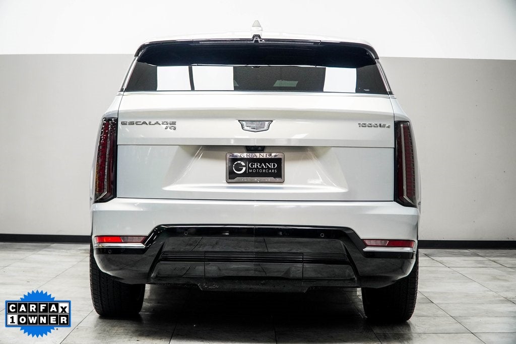 2025 Cadillac ESCALADE IQ Luxury 2