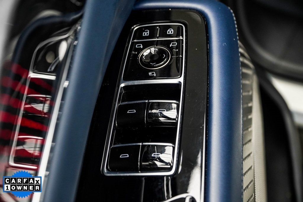 2025 Cadillac ESCALADE IQ Luxury 2