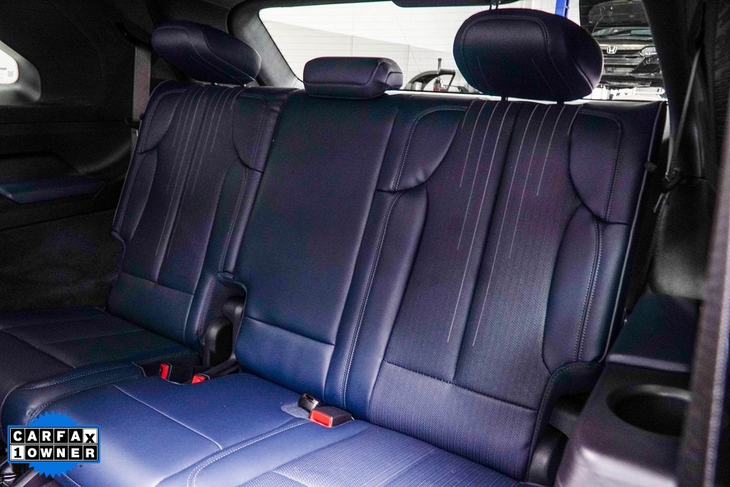 2025 Cadillac ESCALADE IQ Luxury 2