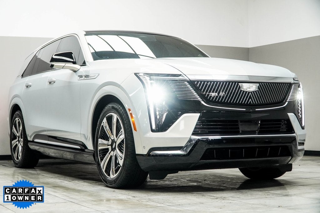 2025 Cadillac ESCALADE IQ Luxury 2