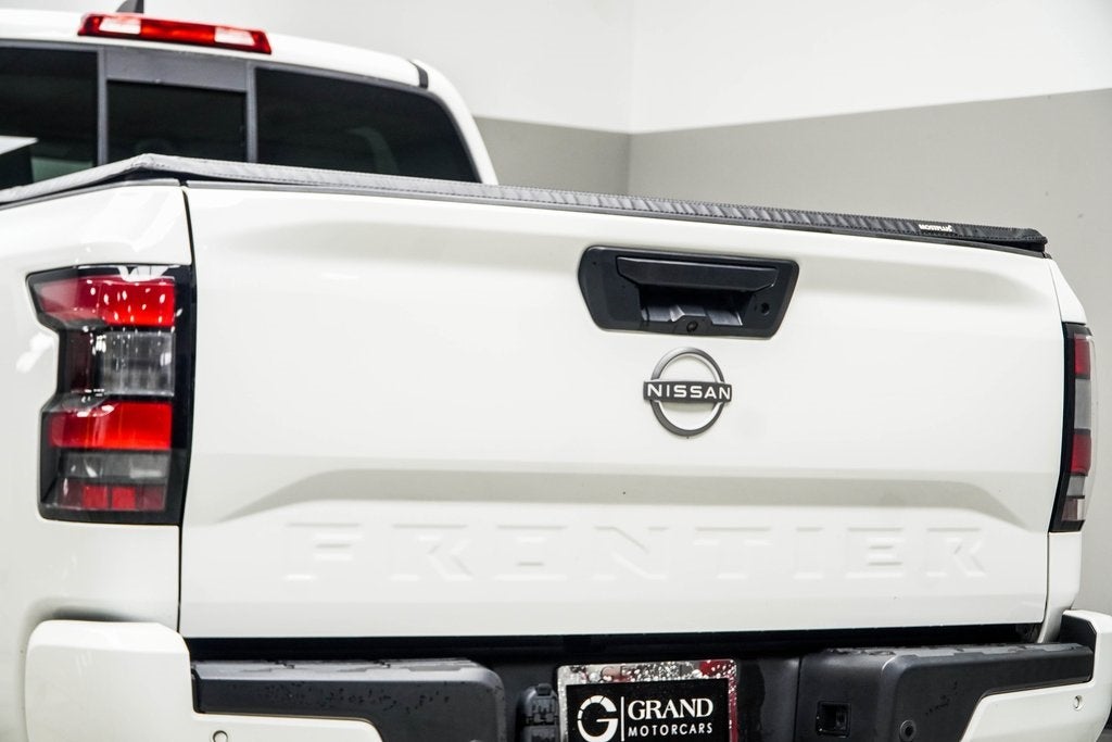 2022 Nissan Frontier SV