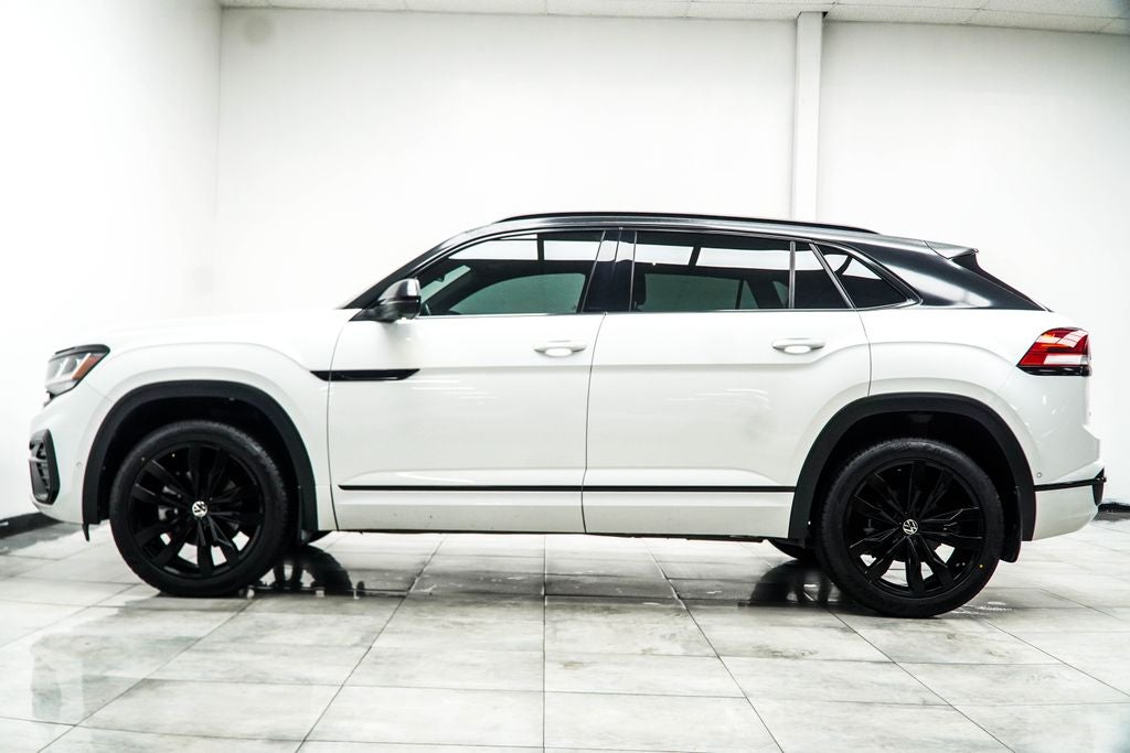 2022 Volkswagen Atlas Cross Sport 3.6L V6 SEL Premium R-Line