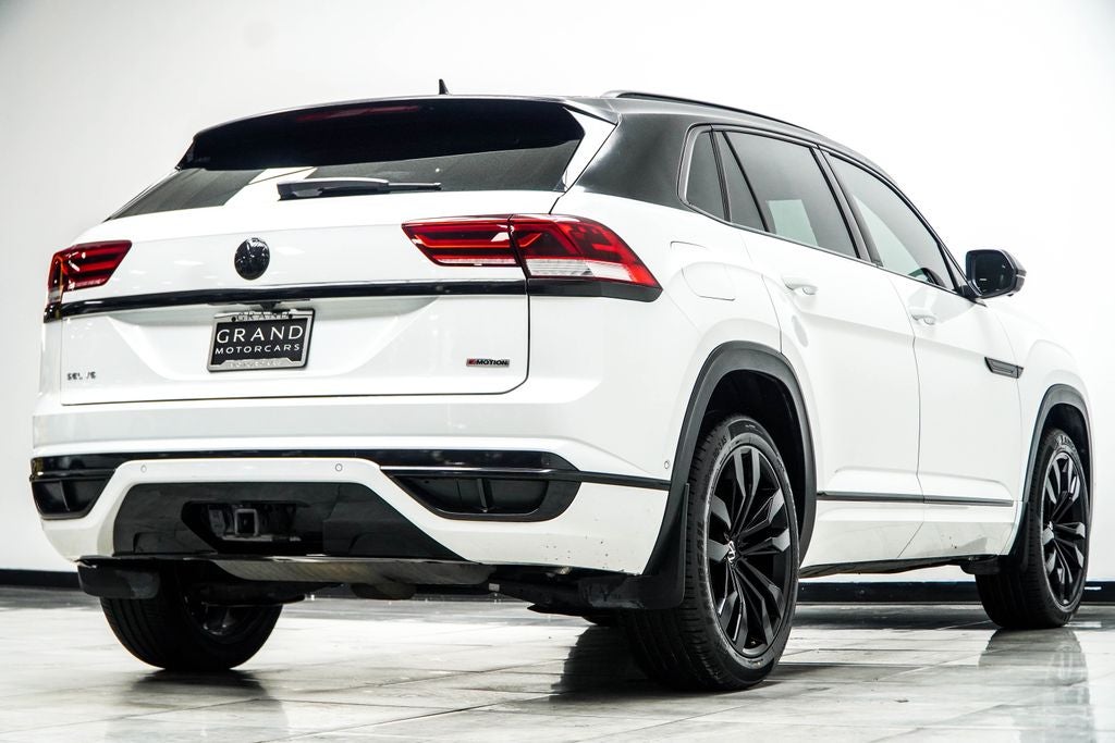 2022 Volkswagen Atlas Cross Sport 3.6L V6 SEL Premium R-Line