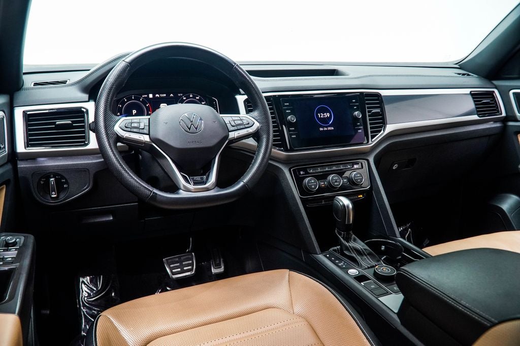 2022 Volkswagen Atlas Cross Sport 3.6L V6 SEL Premium R-Line