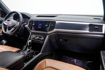 2022 Volkswagen Atlas Cross Sport 3.6L V6 SEL Premium R-Line