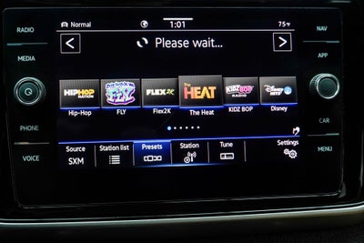2022 Volkswagen Atlas Cross Sport 3.6L V6 SEL Premium R-Line