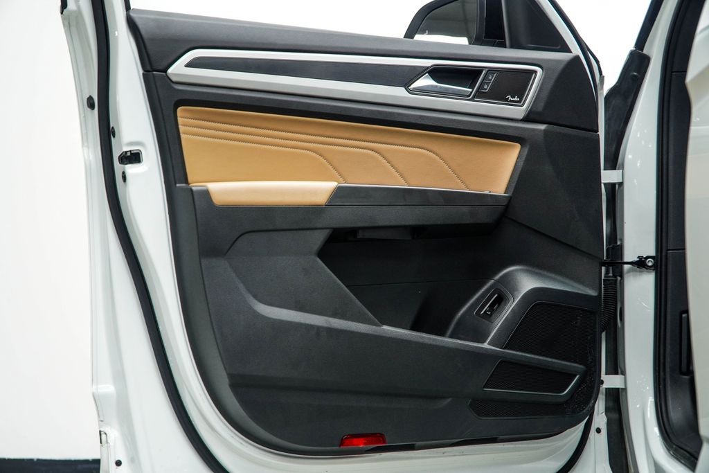 2022 Volkswagen Atlas Cross Sport 3.6L V6 SEL Premium R-Line