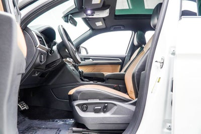 2022 Volkswagen Atlas Cross Sport 3.6L V6 SEL Premium R-Line