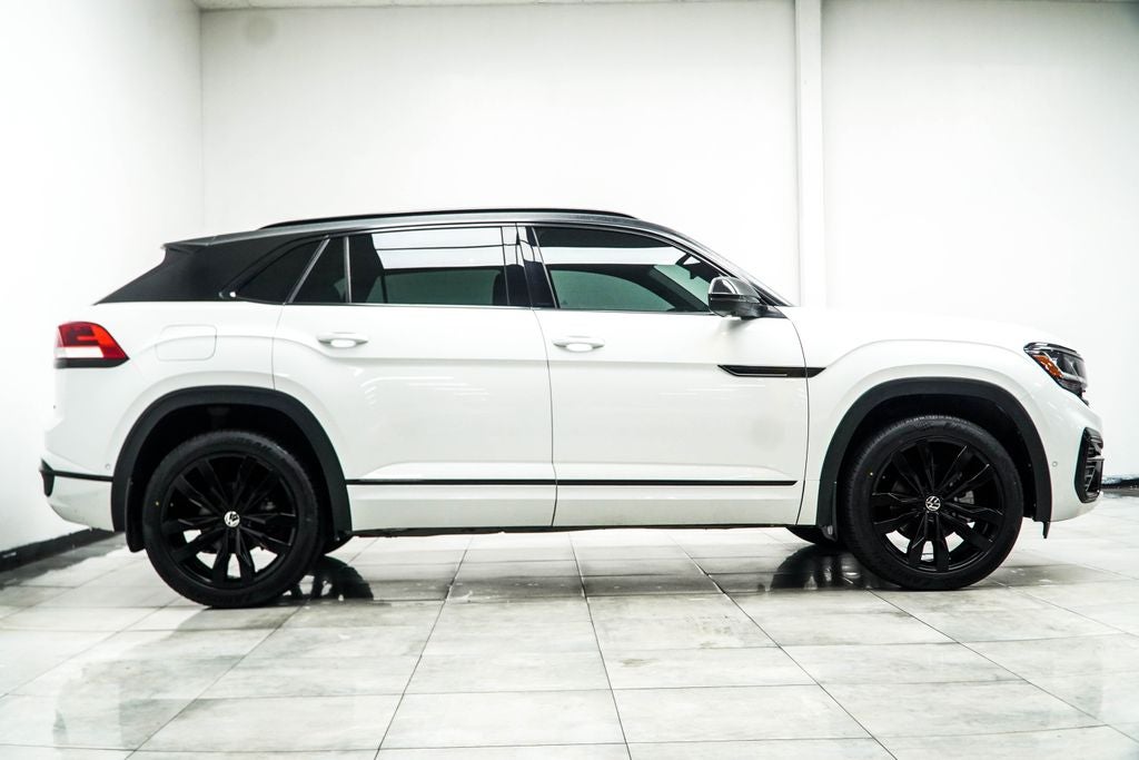 2022 Volkswagen Atlas Cross Sport 3.6L V6 SEL Premium R-Line