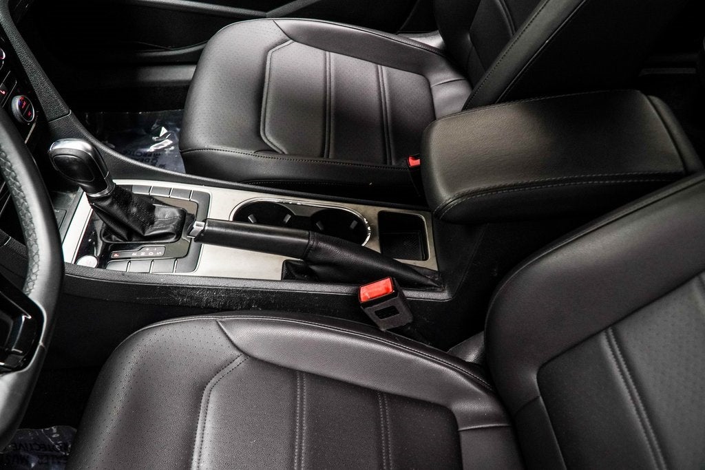 2021 Volkswagen Passat 2.0T SE