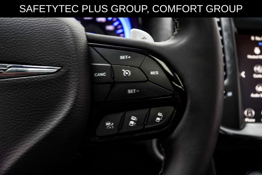 2023 Chrysler 300 S