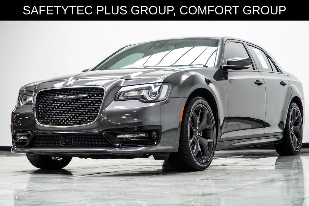 2023 Chrysler 300 S