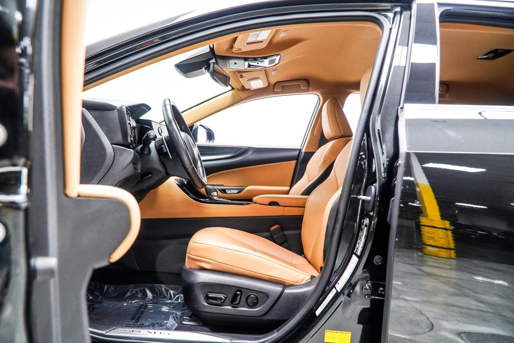 2025 Lexus NX 250 Base