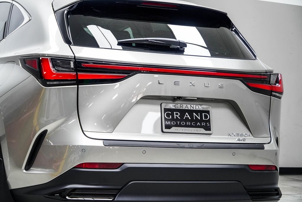 2025 Lexus NX 350h Premium