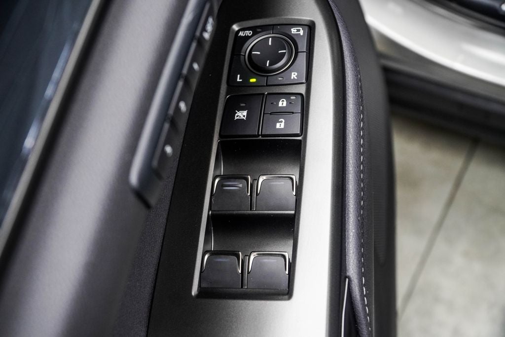 2025 Lexus NX 350h Premium