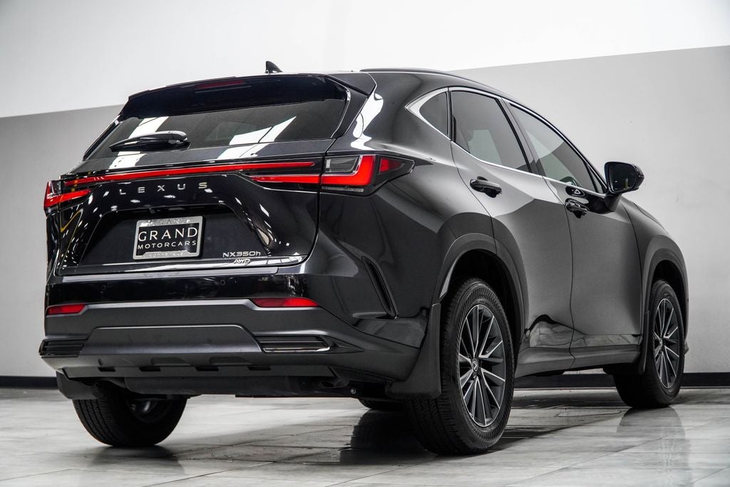 2025 Lexus NX 350h Luxury