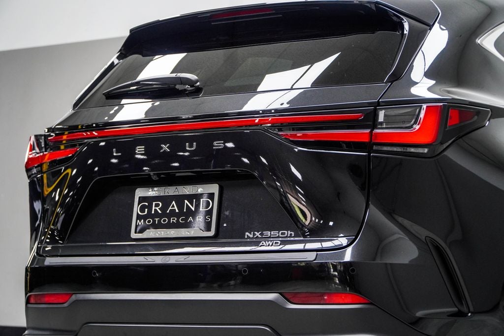 2025 Lexus NX 350h Luxury