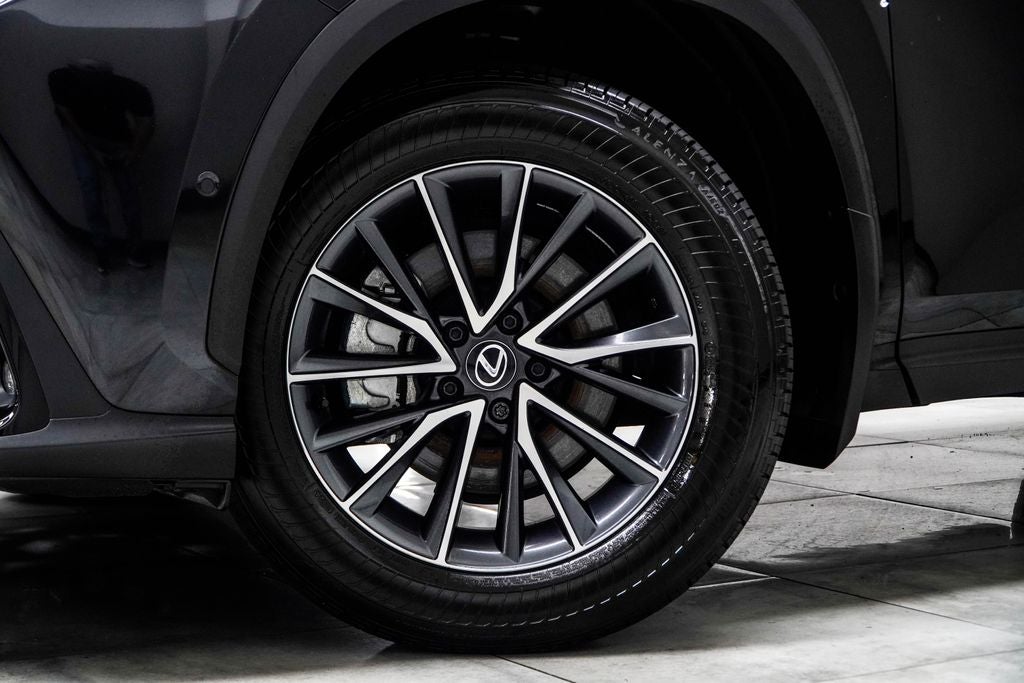 2025 Lexus NX 350h Luxury