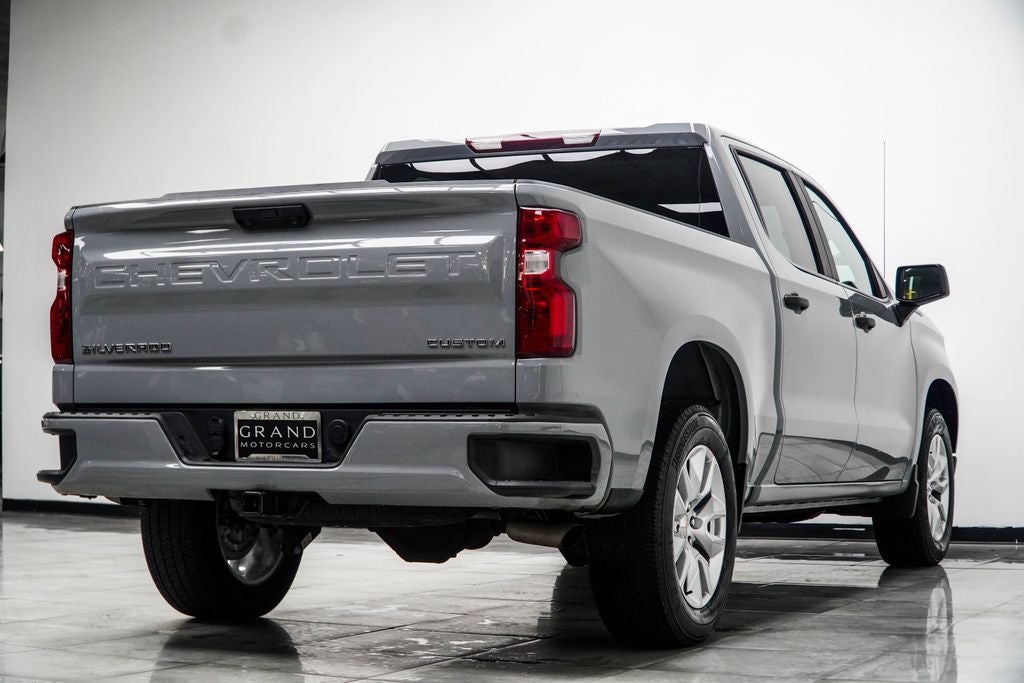 2025 Chevrolet Silverado 1500 Custom
