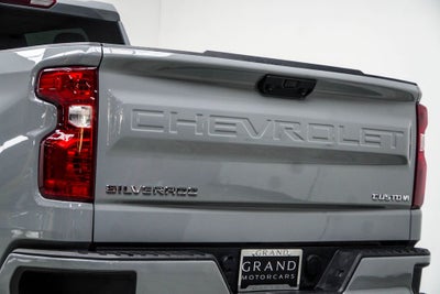 2025 Chevrolet Silverado 1500 Custom