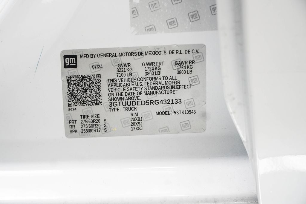 2024 GMC Sierra 1500 SLT