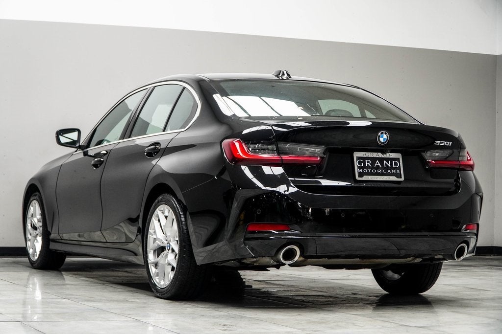 2025 BMW 3 Series 330i