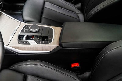 2025 BMW 3 Series 330i