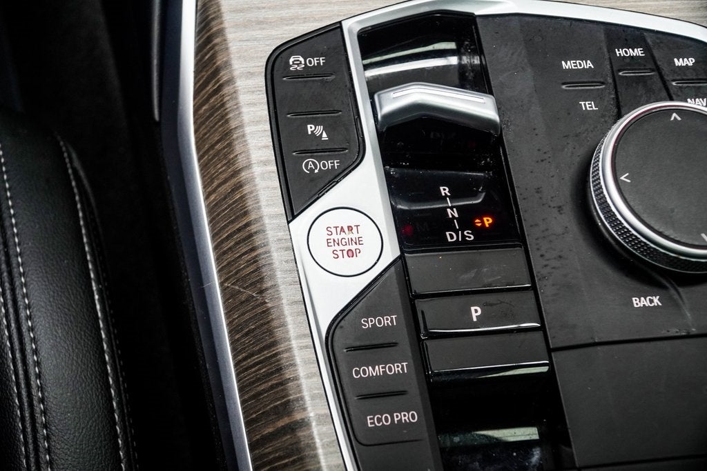 2025 BMW 3 Series 330i