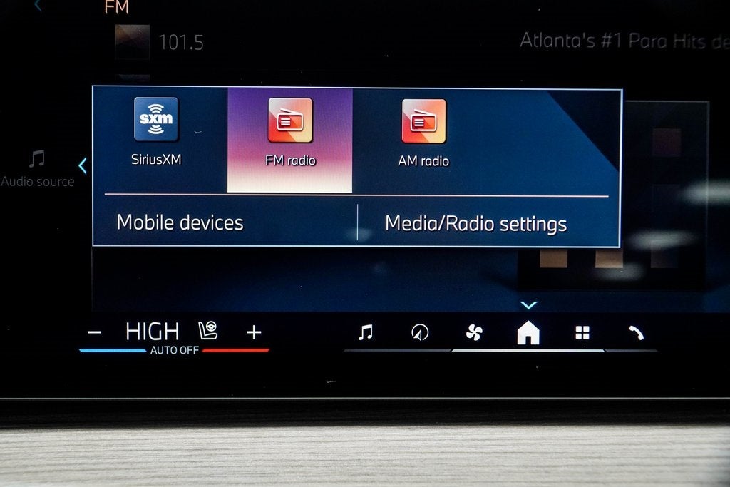 2025 BMW 3 Series 330i