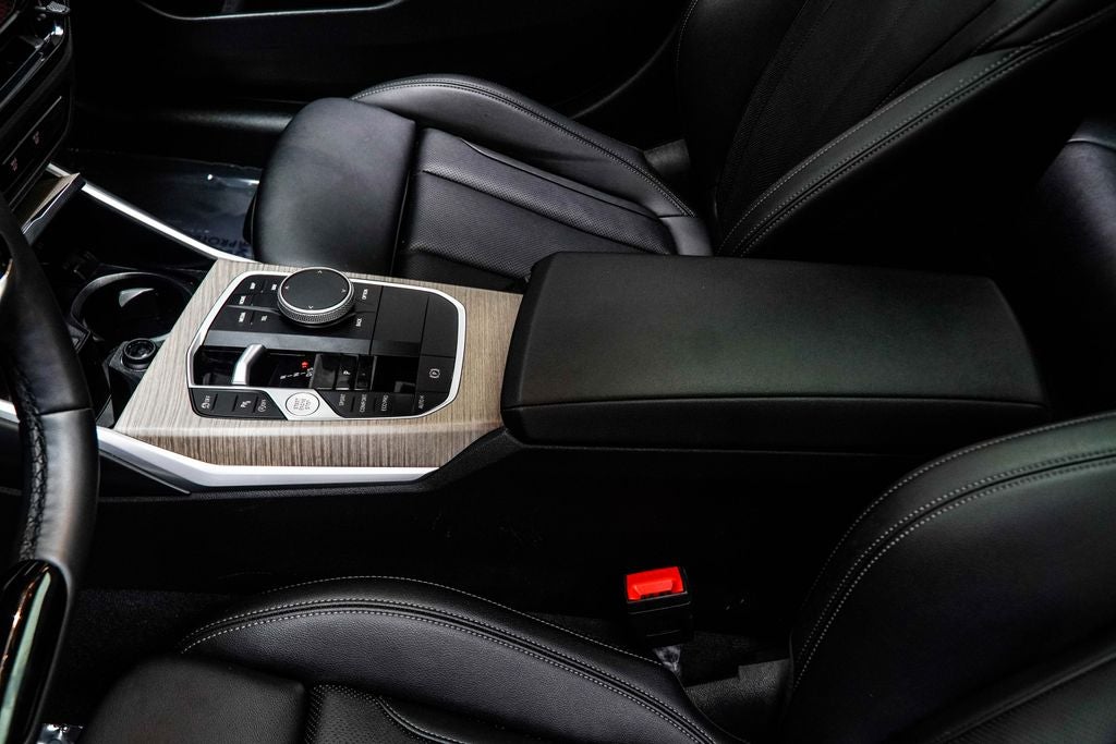 2025 BMW 3 Series 330i